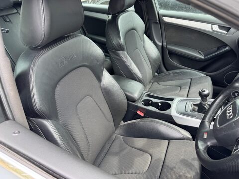 Audi A4 2.0 TDI Executive S line Euro 4 5dr 8