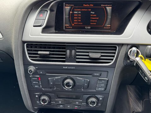Audi A4 2.0 TDI Executive S line Euro 4 5dr 9