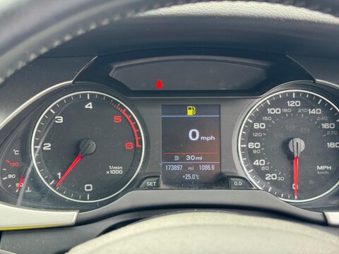 Audi A4 2.0 TDI Executive S line Euro 4 5dr 22