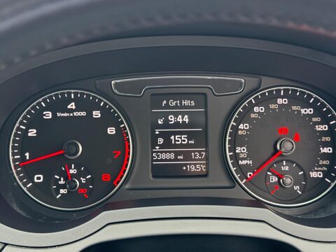 Audi Q3 1.4 TFSI CoD SE Euro 6 (s/s) 5dr 40