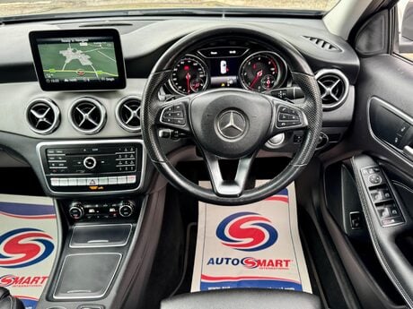 Mercedes-Benz GLA 2.1 GLA220d Sport (Premium) 7G-DCT 4MATIC Euro 6 (s/s) 5dr