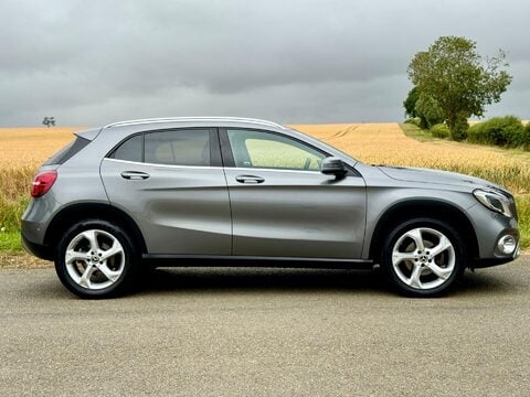 Mercedes-Benz GLA 2.1 GLA220d Sport (Premium) 7G-DCT 4MATIC Euro 6 (s/s) 5dr 3
