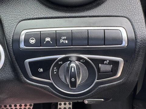 Mercedes-Benz C Class 2.1 C220d AMG Line (Premium) G-Tronic+ 4MATIC Euro 6 (s/s) 5dr 47