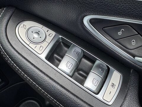 Mercedes-Benz C Class 2.1 C220d AMG Line (Premium) G-Tronic+ 4MATIC Euro 6 (s/s) 5dr 48