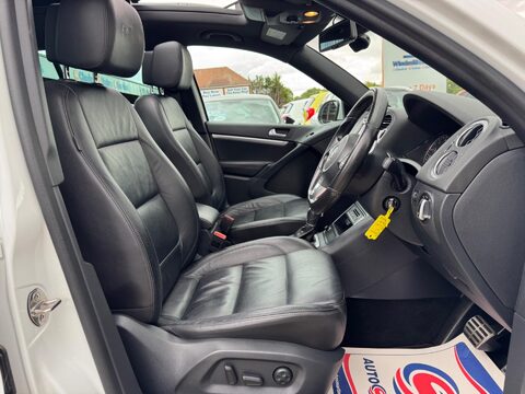 Volkswagen Tiguan 2.0 TDI BlueMotion Tech R-Line DSG 4WD Euro 6 (s/s) 5dr 14