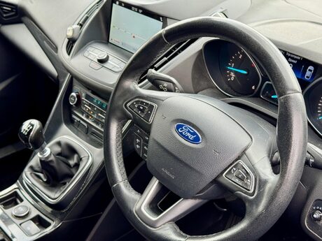 Ford Kuga 1.5 TDCi Titanium Euro 6 (s/s) 5dr