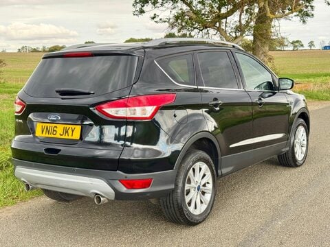 Ford Kuga 2.0 TDCi Titanium AWD Euro 6 (s/s) 5dr 10