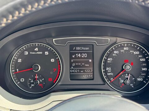 Audi Q3 1.4 TFSI CoD S line Edition Euro 6 (s/s) 5dr 39