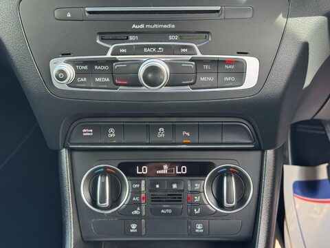 Audi Q3 1.4 TFSI CoD S line Edition Euro 6 (s/s) 5dr 26