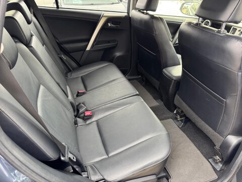 Toyota Rav4 2.2 D-CAT Invincible Auto 4WD Euro 5 5dr 28