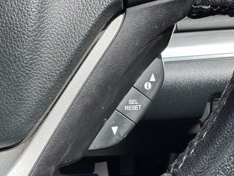 Honda CR-V 2.0 i-VTEC EX Auto 4WD Euro 6 5dr 35