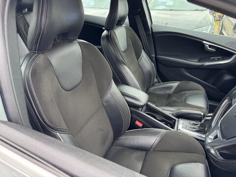 Volvo V40 2.0 D2 R-Design Nav Auto Euro 6 (s/s) 5dr 7