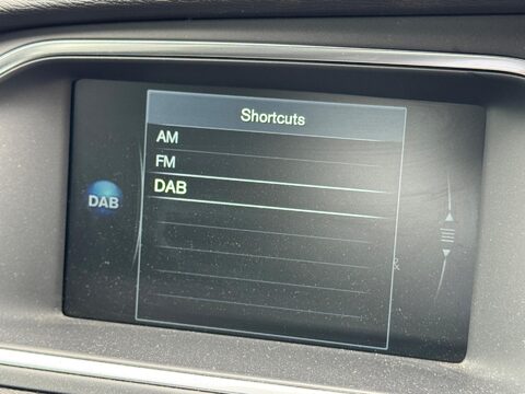 Volvo V40 2.0 D2 R-Design Nav Auto Euro 6 (s/s) 5dr 13