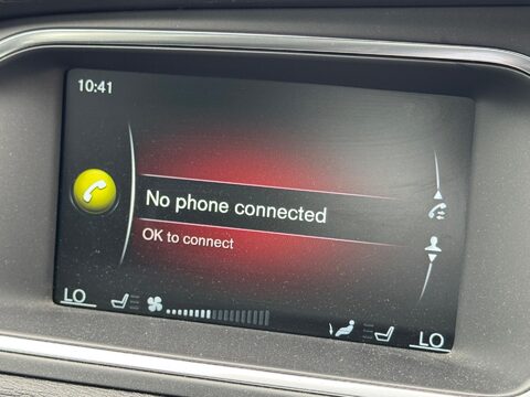 Volvo V40 2.0 D2 R-Design Nav Auto Euro 6 (s/s) 5dr 15