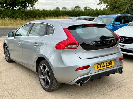 Volvo V40 2.0 D2 R-Design Nav Auto Euro 6 (s/s) 5dr