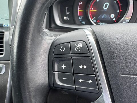 Volvo XC60 2.0 D4 SE Nav Euro 6 (s/s) 5dr 25