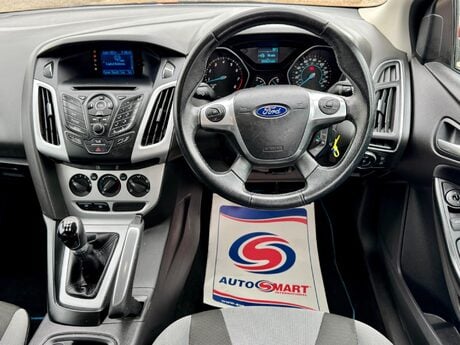 Ford Focus 1.6 Zetec Euro 5 5dr