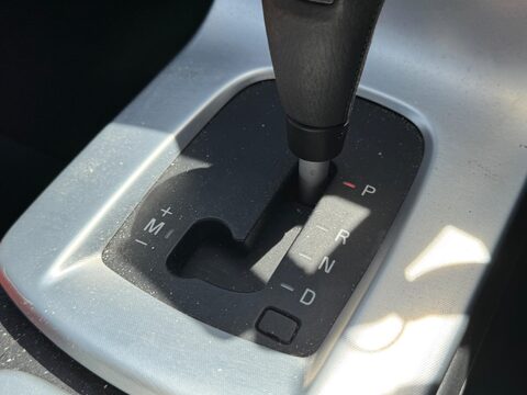 Volvo C70 2.0D SE Lux Powershift Euro 4 2dr 21