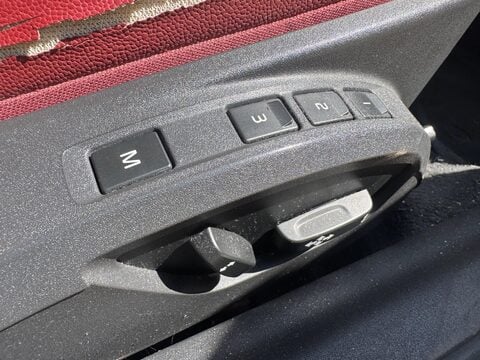 Volvo C70 2.0D SE Lux Powershift Euro 4 2dr 33