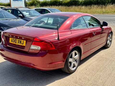 Volvo C70 2.0D SE Lux Powershift Euro 4 2dr 11