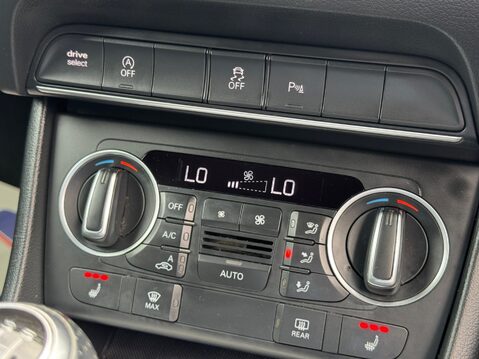 Audi Q3 1.4 TFSI CoD S line Edition Euro 6 (s/s) 5dr 27