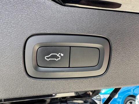 Volvo V60 2.0 D3 Momentum Plus Euro 6 (s/s) 5dr 31