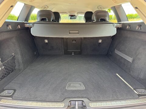 Volvo V60 2.0 D3 Momentum Plus Euro 6 (s/s) 5dr 44