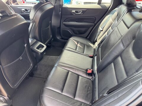 Volvo V60 2.0 D3 Momentum Plus Euro 6 (s/s) 5dr 43