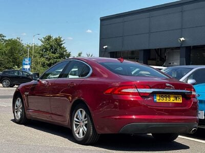 Jaguar XF 2.2d Luxury Auto Euro 5 (s/s) 4dr