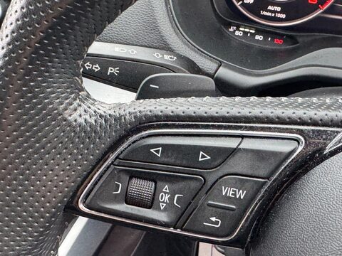 Audi Q2 2.0 TFSI 40 S line S Tronic quattro Euro 6 (s/s) 5dr 37