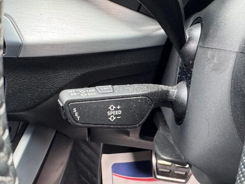 Audi Q2 2.0 TFSI 40 S line S Tronic quattro Euro 6 (s/s) 5dr 39