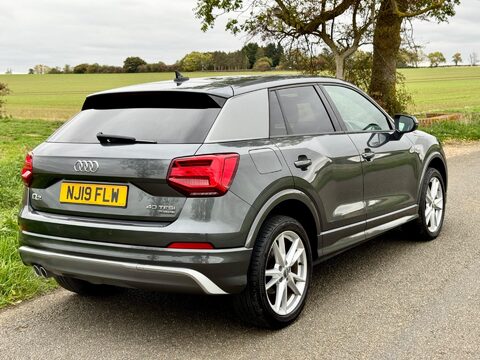 Audi Q2 2.0 TFSI 40 S line S Tronic quattro Euro 6 (s/s) 5dr 10