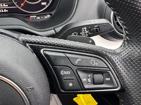 Audi Q2 2.0 TFSI 40 S line S Tronic quattro Euro 6 (s/s) 5dr 38
