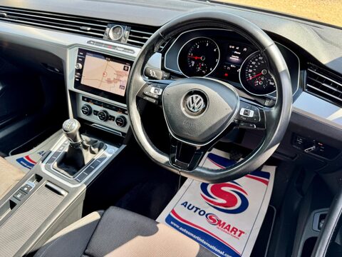 Volkswagen Passat 2.0 TDI SE Business Euro 6 (s/s) 4dr 45