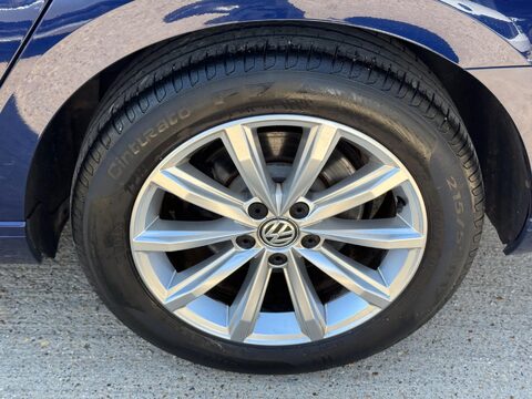 Volkswagen Passat 2.0 TDI SE Business Euro 6 (s/s) 4dr 52