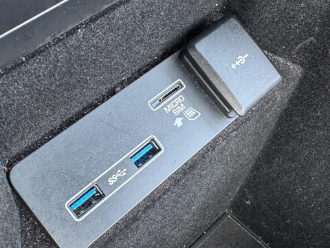 Land Rover Discovery Sport 2.0 D180 MHEV R-Dynamic HSE Auto 4WD Euro 6 (s/s) 5dr 37