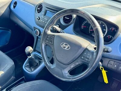 Hyundai i10 1.0 Premium Euro 5 5dr