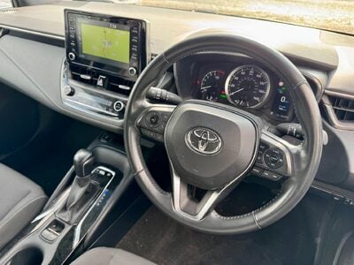 Toyota Corolla 1.8 VVT-h Icon Touring Sports CVT Euro 6 (s/s) 5dr