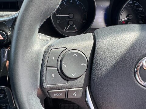 Toyota Auris 1.2 VVT-i Excel Euro 6 (s/s) 5dr 22