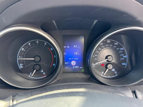 Toyota Auris 1.2 VVT-i Excel Euro 6 (s/s) 5dr 31