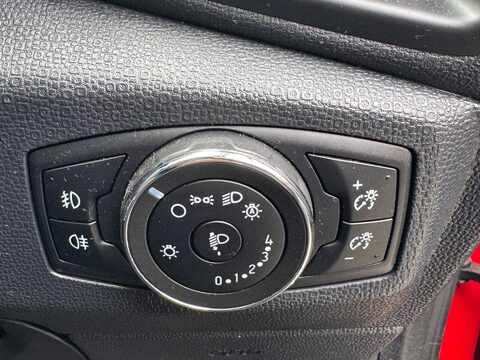 Ford Ecosport 1.5 TDCi Titanium Euro 6 (s/s) 5dr 30