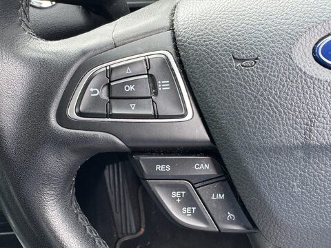 Ford Ecosport 1.5 TDCi Titanium Euro 6 (s/s) 5dr 26