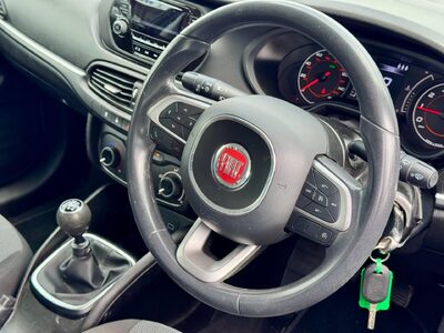 Fiat Tipo 1.4 MPI Easy Euro 6 5dr