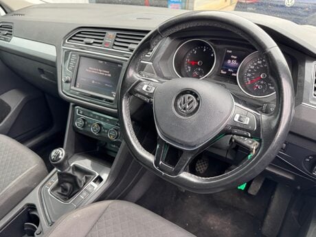 Volkswagen Tiguan 2.0 TDI BlueMotion Tech SE Euro 6 (s/s) 5dr