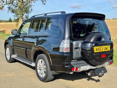 Mitsubishi Shogun 3.2 DI-DC SG3 Auto 4WD Euro 5 5dr LWB 8