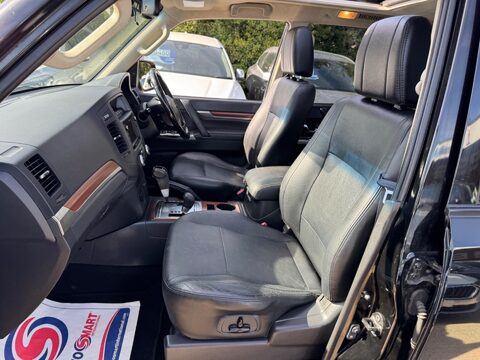 Mitsubishi Shogun 3.2 DI-DC SG3 Auto 4WD Euro 5 5dr LWB 38
