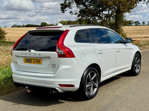 Volvo XC60 2.4 D5 R-Design Nav Geartronic AWD Euro 5 5dr 10