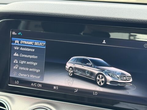 Mercedes-Benz E Class 2.0 E220d SE G-Tronic+ Euro 6 (s/s) 5dr 29