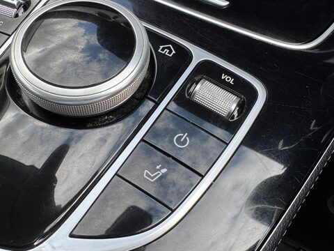 Mercedes-Benz E Class 2.0 E220d SE G-Tronic+ Euro 6 (s/s) 5dr 38
