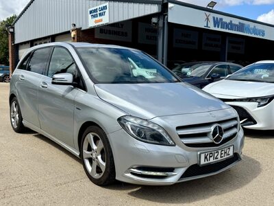 Mercedes-Benz B Class 1.6 B180 BlueEfficiency Sport 7G-DCT Euro 5 (s/s) 5dr